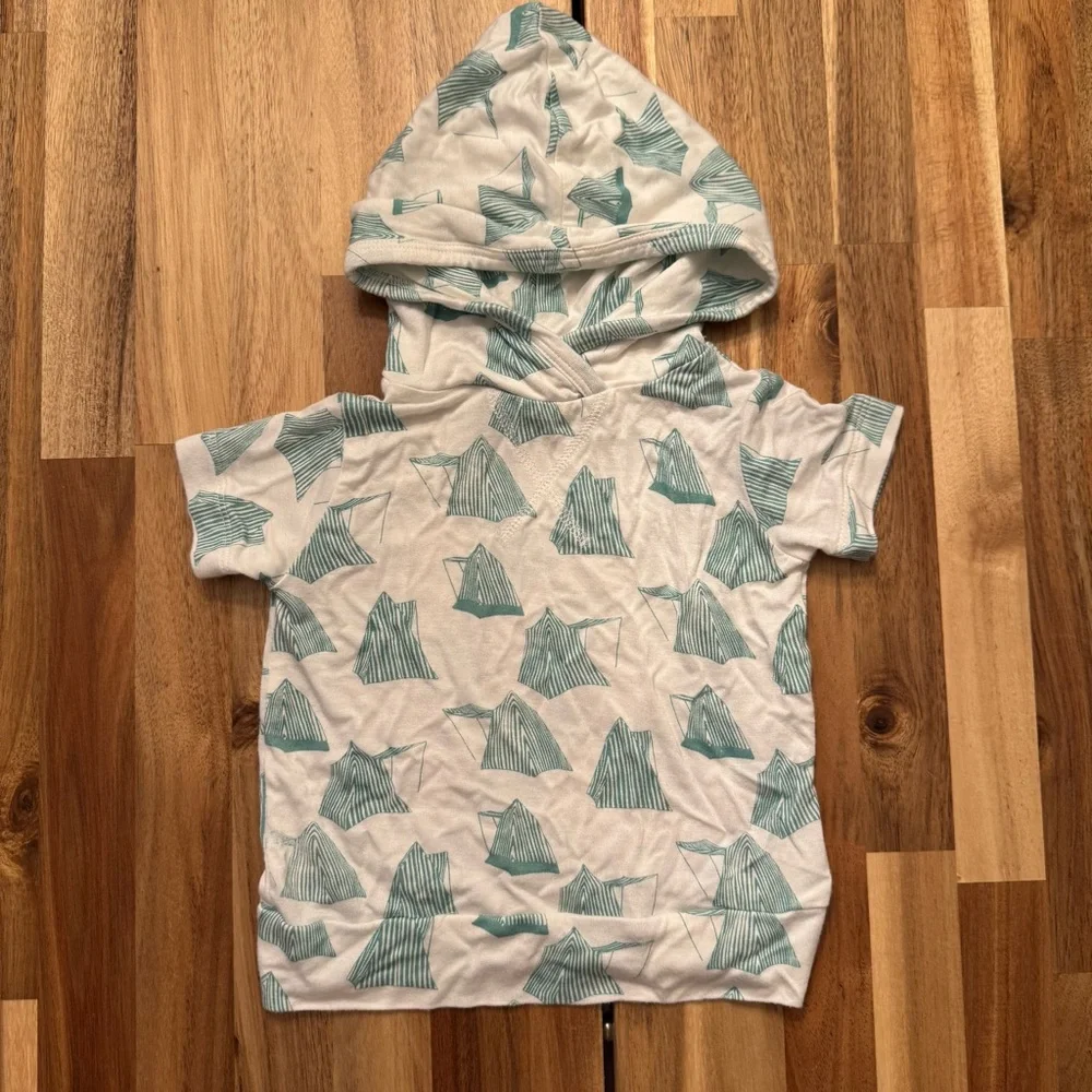 Kate Quinn Baby Short Sleeve Hoodie Bamboo Viscose Teal Tent Print‎ 3-6 Months